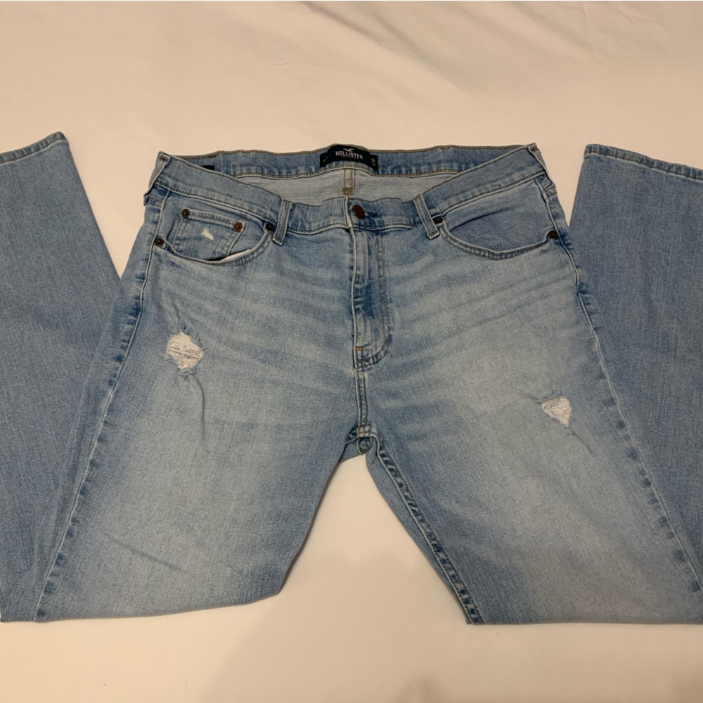 Mens. HOLLISTER W36, L32.  SLIM STRAIGHT HOLLISTER Epic Flex.  Washed Denim.